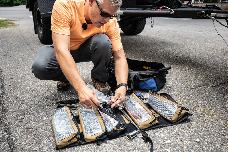 Load image into Gallery viewer, Tool Pouch Roll
