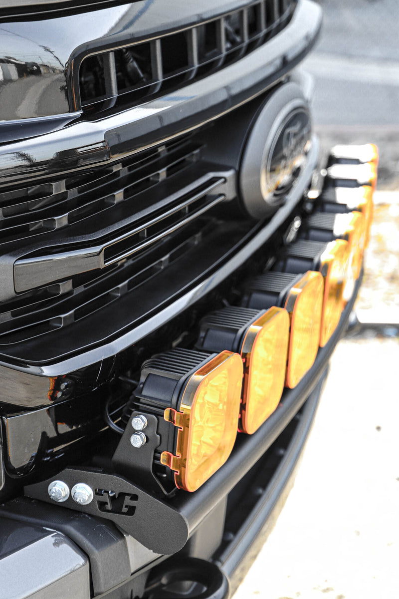 Load image into Gallery viewer, 2011+ F250 / F350 Superduty 8 Light Bumper Mount Kit
